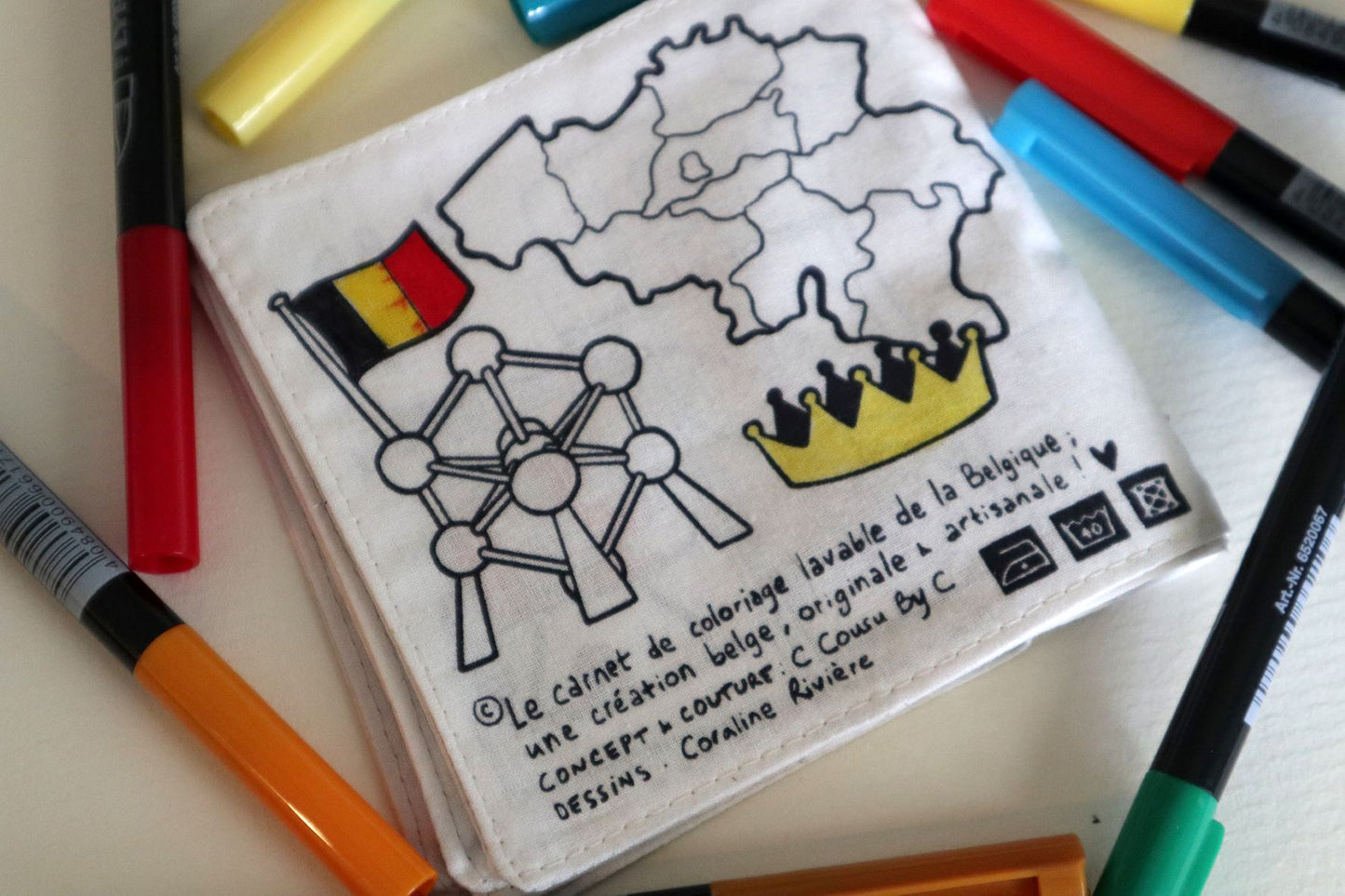 Carnet de coloriage lavable de la Belgique